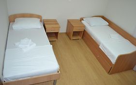 Apartments Domane Nenad